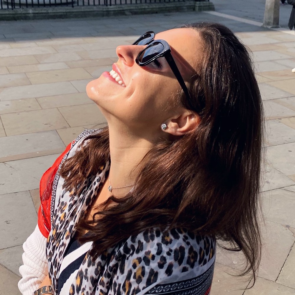 Meet your Posher, Emilia